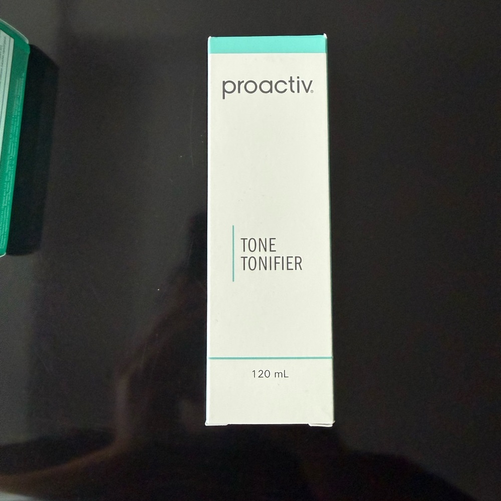 Proactiv l Toner - Picture 2 of 2